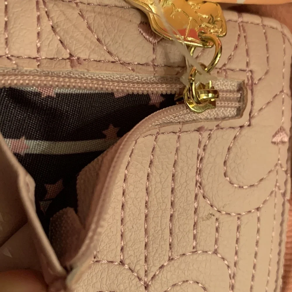 NWT BETSEY JOHNSON SMALL WALLET - Picture 4 of 8